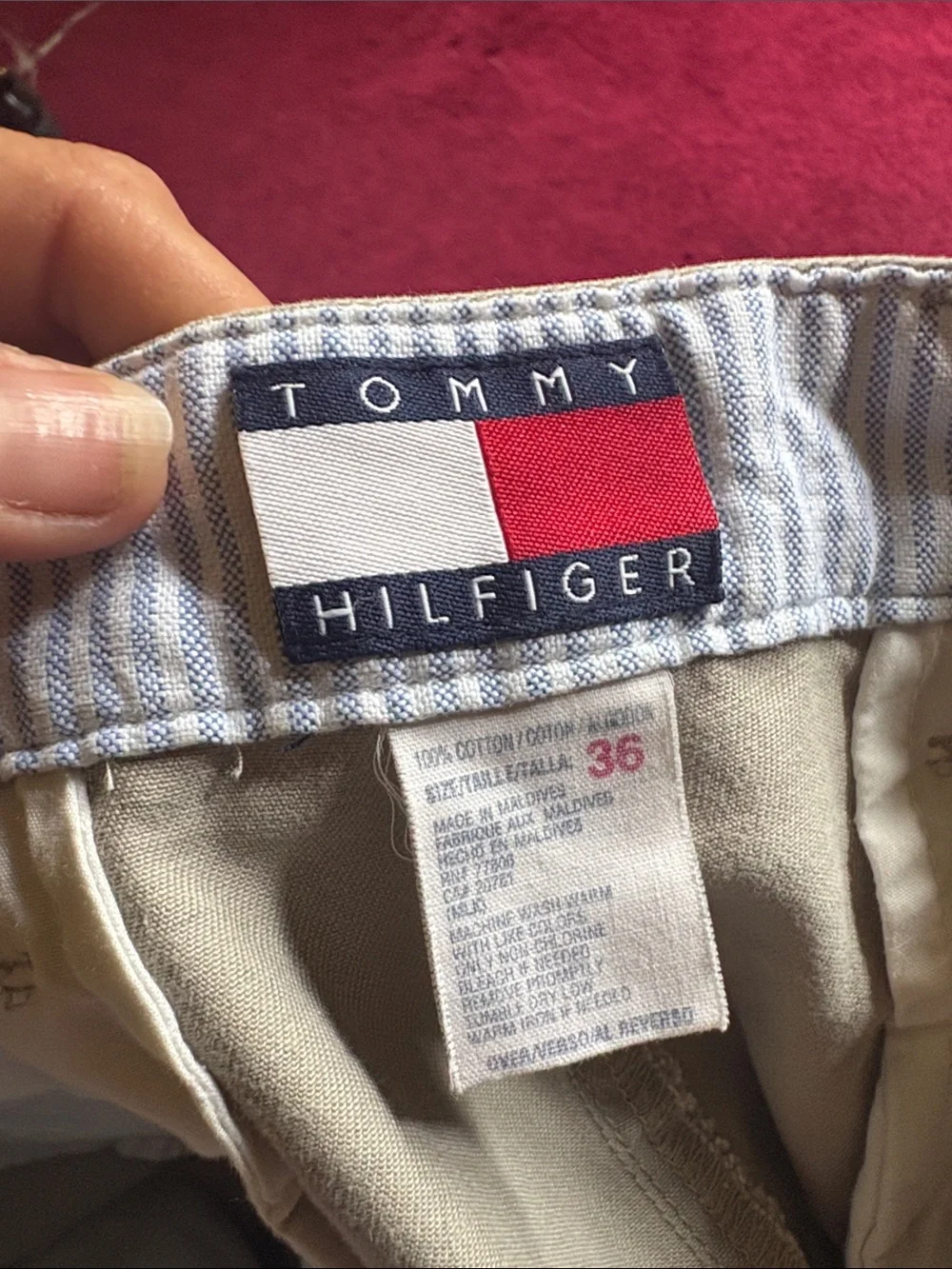 Tommy Hilfiger Men’s Cream Flat-Front Cotton Shorts 36